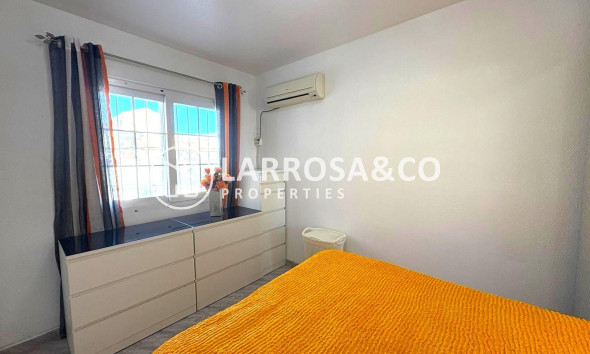 Resale - Semi-detached house - Torrevieja - Carrefour