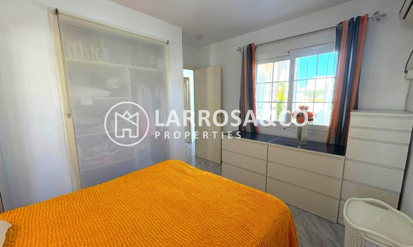Resale - Semi-detached house - Torrevieja - Carrefour