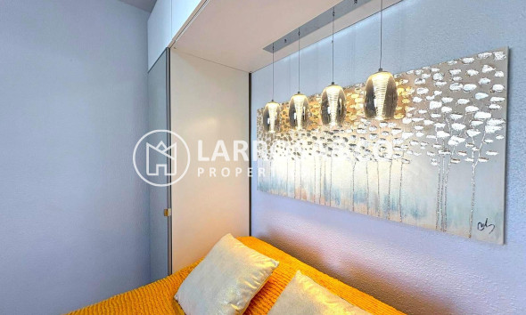 Resale - Semi-detached house - Torrevieja - Carrefour