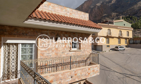 Вторичный рынок - Таунхаус - Redovan