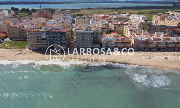 Resale - Apartment - Torrevieja - La Mata