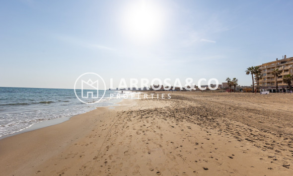 Resale - Apartment - Torrevieja - La Mata