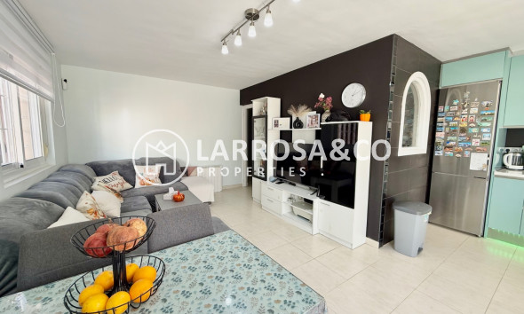 Вторичный рынок - Таунхаус - Сьюдад Кесада - Ciudad Quesada