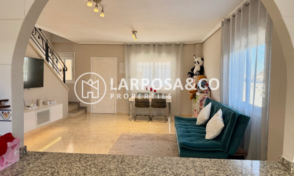 Вторичный рынок - Таунхаус - Сьюдад Кесада - Ciudad Quesada