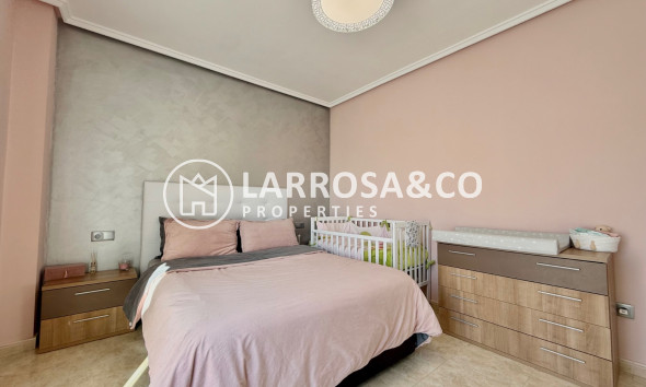 Вторичный рынок - Таунхаус - Сьюдад Кесада - Ciudad Quesada