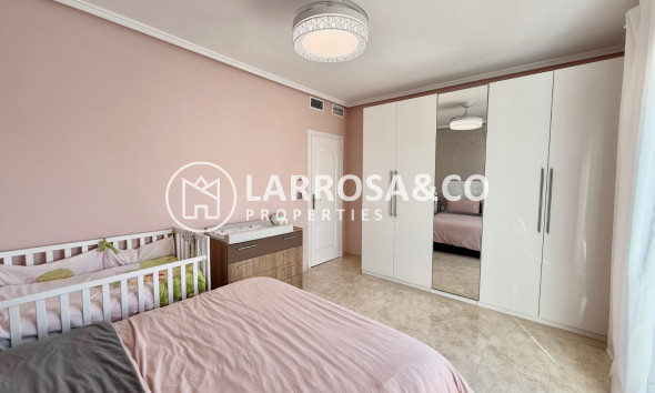 Вторичный рынок - Таунхаус - Сьюдад Кесада - Ciudad Quesada