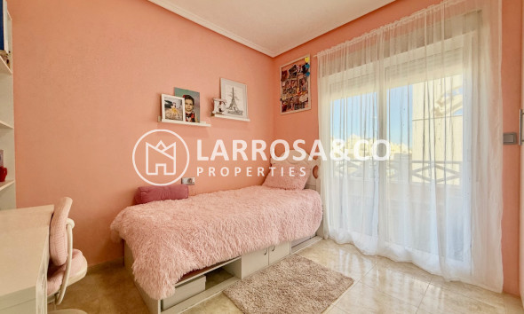 Вторичный рынок - Таунхаус - Сьюдад Кесада - Ciudad Quesada