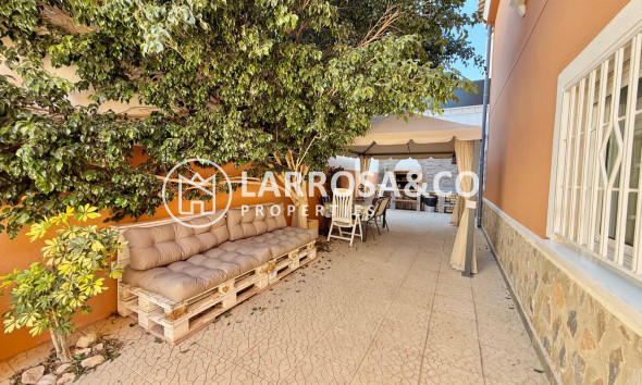 Вторичный рынок - Таунхаус - Сьюдад Кесада - Ciudad Quesada