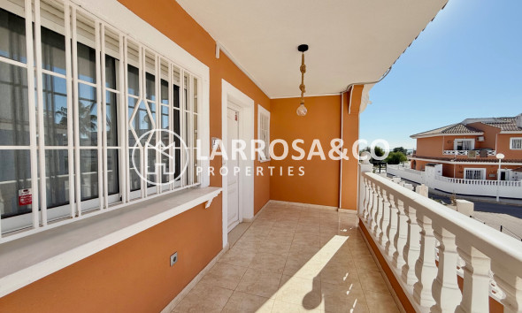 Вторичный рынок - Таунхаус - Сьюдад Кесада - Ciudad Quesada