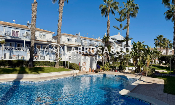 Вторичный рынок - Таунхаус - Сьюдад Кесада - Ciudad Quesada