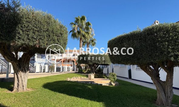 Вторичный рынок - Таунхаус - Сьюдад Кесада - Ciudad Quesada