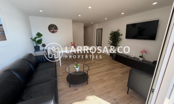 Reventa - Apartamento - Torrevieja - Playa del Acequión