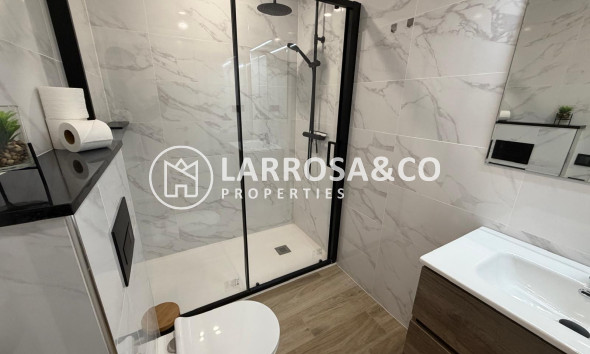 Reventa - Apartamento - Torrevieja - Playa del Acequión