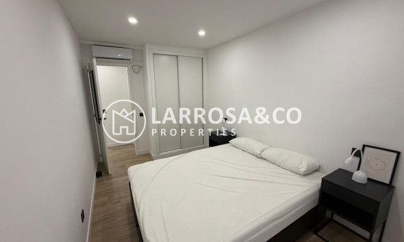 Reventa - Apartamento - Torrevieja - Playa del Acequión