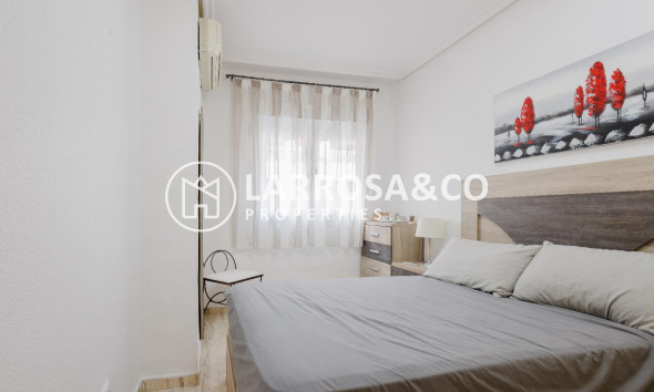 Reventa - Apartamento - Torrevieja - Playa del Acequión
