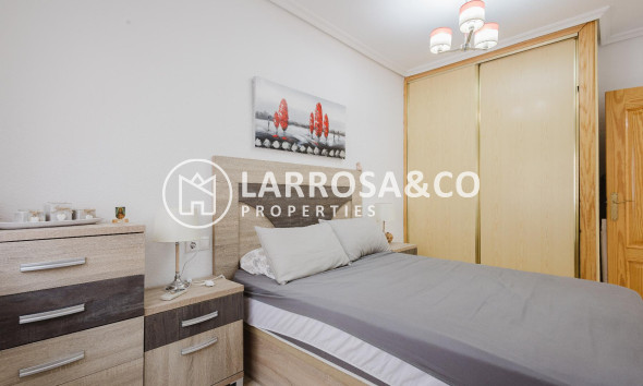 Reventa - Apartamento - Torrevieja - Playa del Acequión