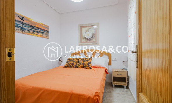 Reventa - Apartamento - Torrevieja - Playa del Acequión
