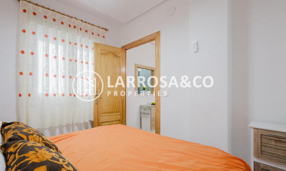 Reventa - Apartamento - Torrevieja - Playa del Acequión