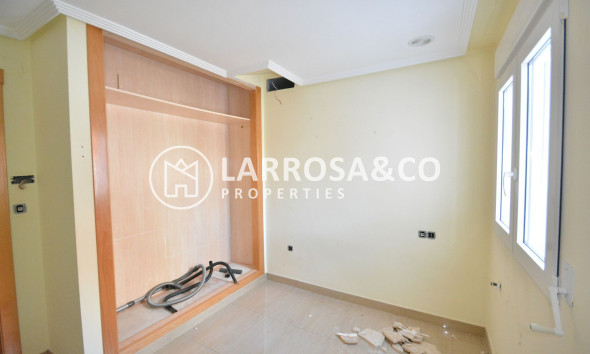 Reventa - Apartamento - Torrevieja - Playa Acequion