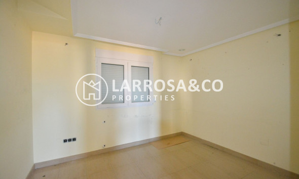 Reventa - Apartamento - Torrevieja - Playa Acequion