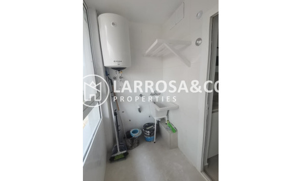 Resale - Apartment - Torrevieja - La Mata