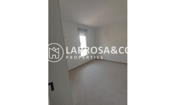 Resale - Apartment - Torrevieja - La Mata