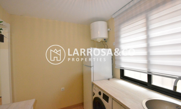 Resale - Apartment - Guardamar del Segura - MERCADONA