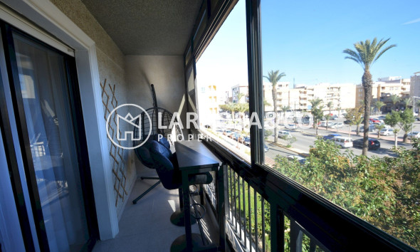 Resale - Apartment - Guardamar del Segura - MERCADONA