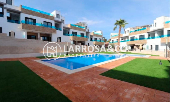 New build - Semi-detached house - Bigastro - pueblo