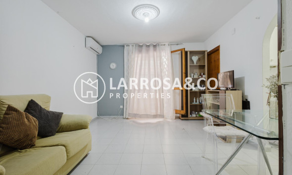 Resale - Apartment - Torrevieja - Playa del Acequión