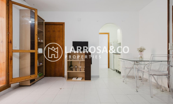 Resale - Apartment - Torrevieja - Playa del Acequión