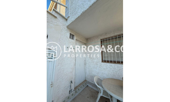 Resale - Semi-detached house - Torrevieja - Los Balcones