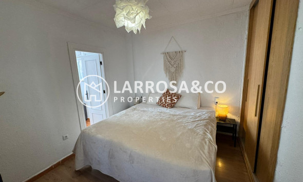 Resale - Bungalow - Torrevieja - Punta Prima