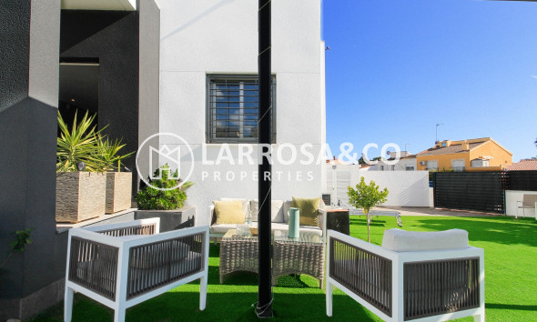 A Vendre - Semi-detached house - Torrevieja - Costa Blanca