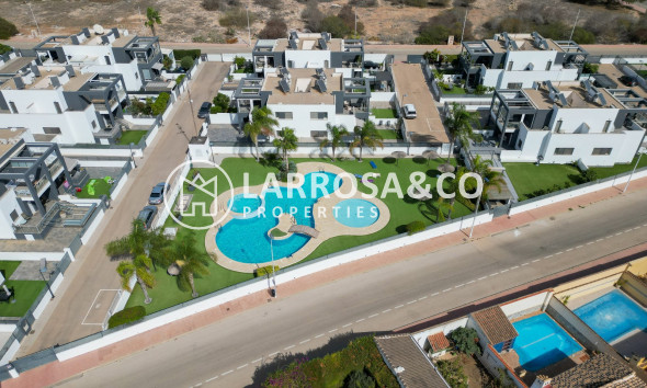 A Vendre - Semi-detached house - Torrevieja - Costa Blanca