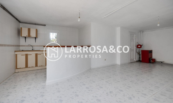 Resale - Detached House/Villa - Torrevieja - La Siesta - El Salado - Torreta