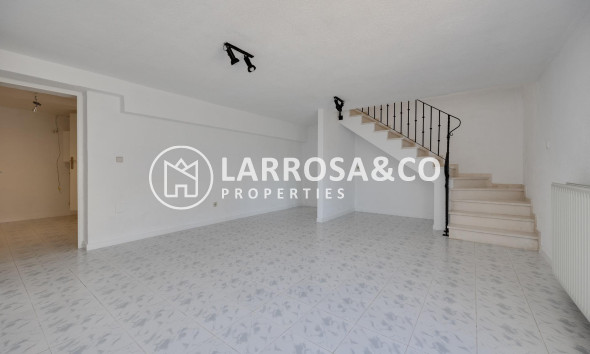 Resale - Detached House/Villa - Torrevieja - La Siesta - El Salado - Torreta