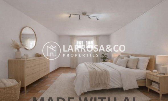 Resale - Detached House/Villa - Torrevieja - La Siesta - El Salado - Torreta