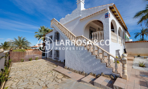 Resale - Detached House/Villa - Torrevieja - La Siesta - El Salado - Torreta