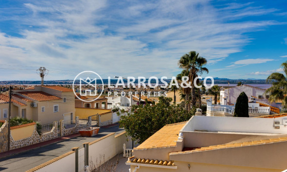 Resale - Detached House/Villa - Torrevieja - La Siesta - El Salado - Torreta