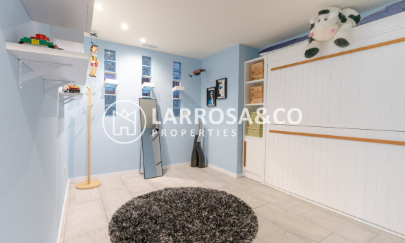 Resale - Apartment - Alicante - Costa Blanca