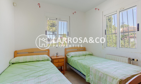 Herverkoop - Villa - Torrevieja - Costa Blanca