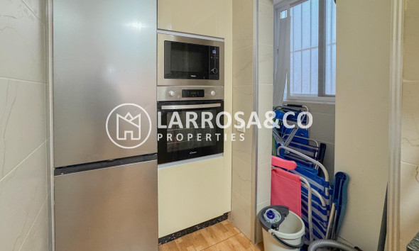 Resale - Apartment - Torrevieja - La Mata