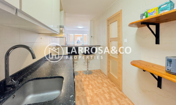 Resale - Apartment - Torrevieja - La Mata