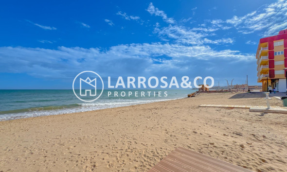 Resale - Apartment - Torrevieja - La Mata