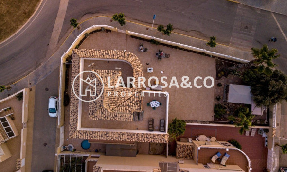 Herverkoop - Villa - Torrevieja - La Siesta - El Salado - Torreta