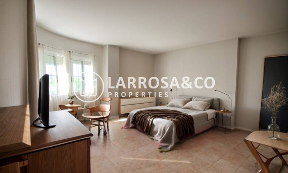 Herverkoop - Villa - Torrevieja - La Siesta - El Salado - Torreta