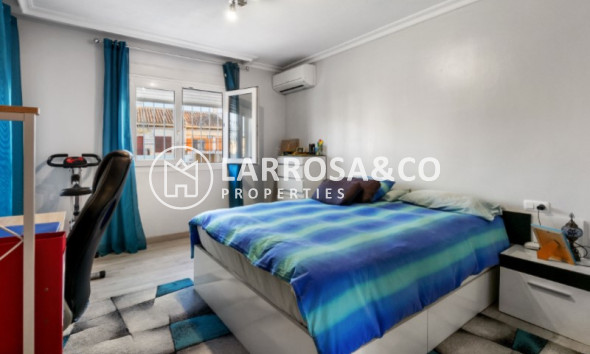 Resale - Semi-detached house - Torrevieja - Costa Blanca