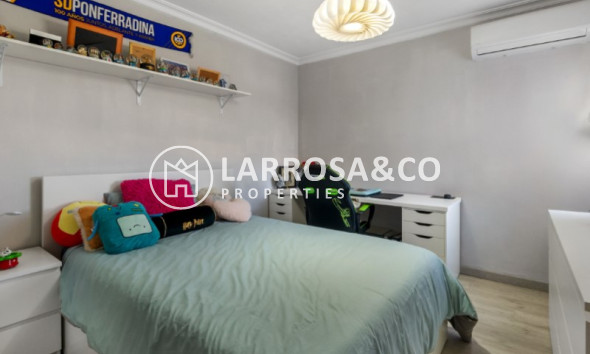 Resale - Semi-detached house - Torrevieja - Costa Blanca