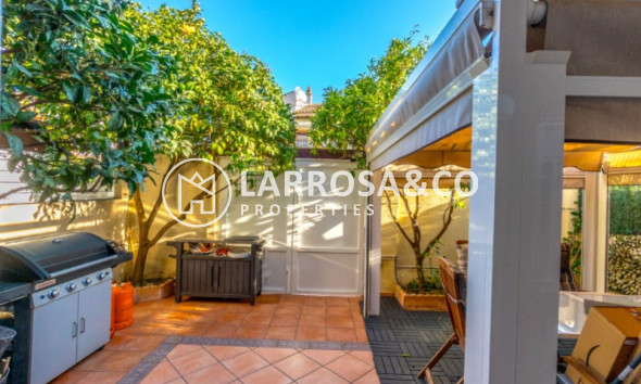 Resale - Semi-detached house - Torrevieja - Costa Blanca